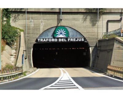 Tunnel ferroviario del Frejus ancora fermo: problemi per i collegamenti